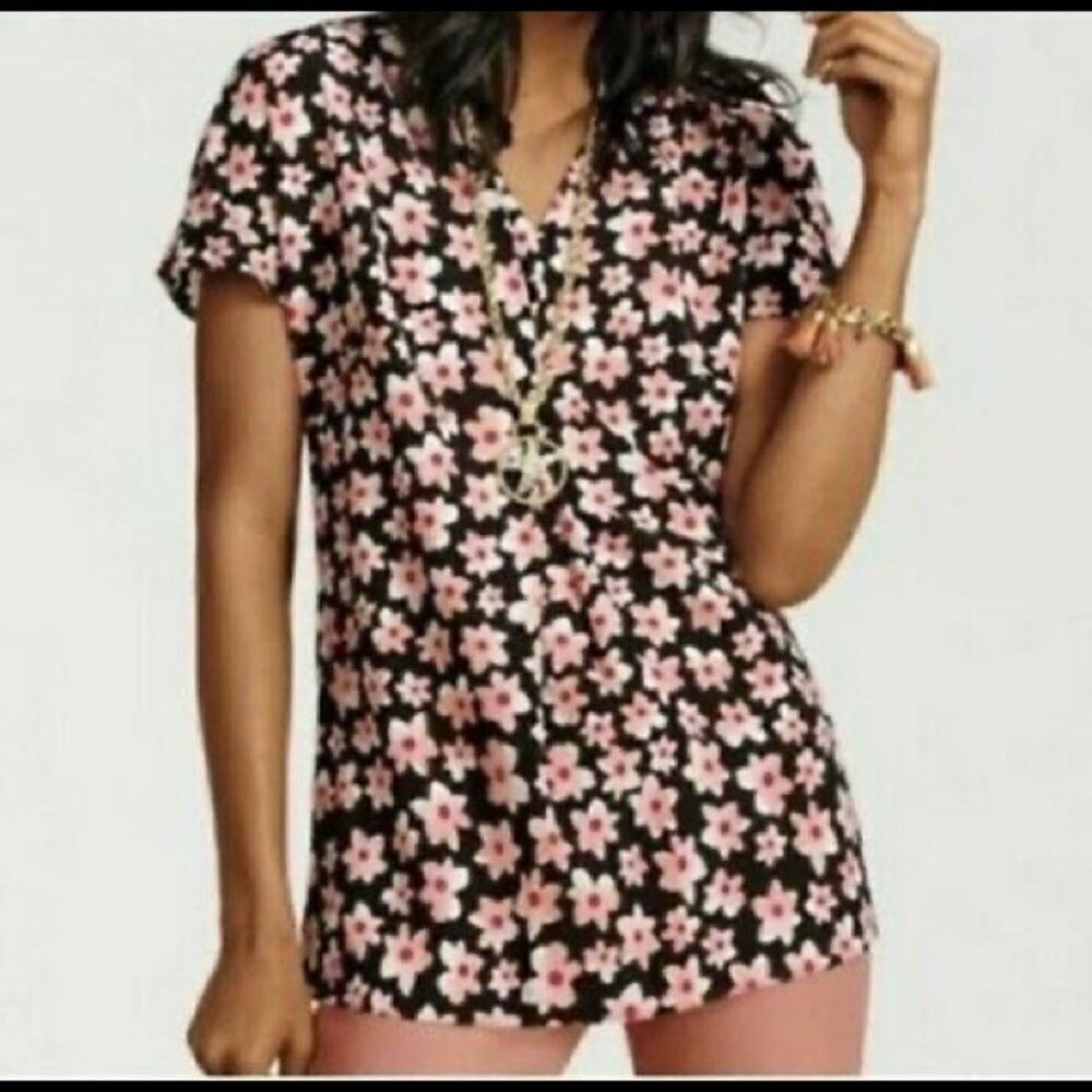 Cabi flower v neck blouse
